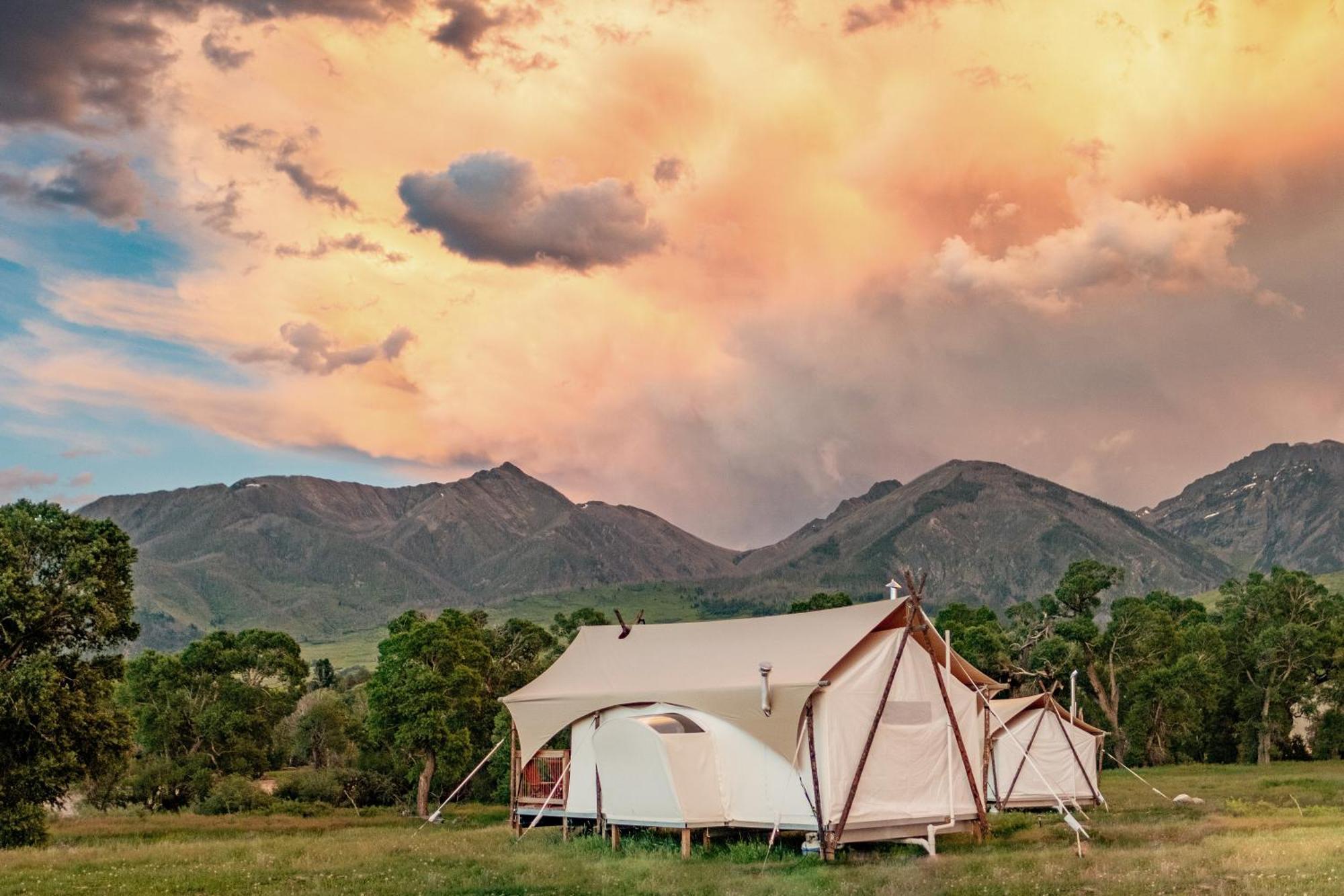 Under Canvas North Yellowstone - Paradise Valley Livingston Bagian luar foto